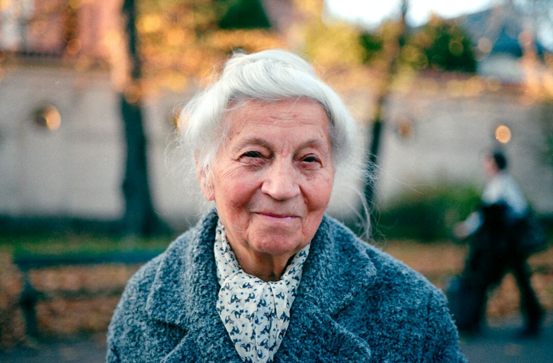 elderly woman sharing life story